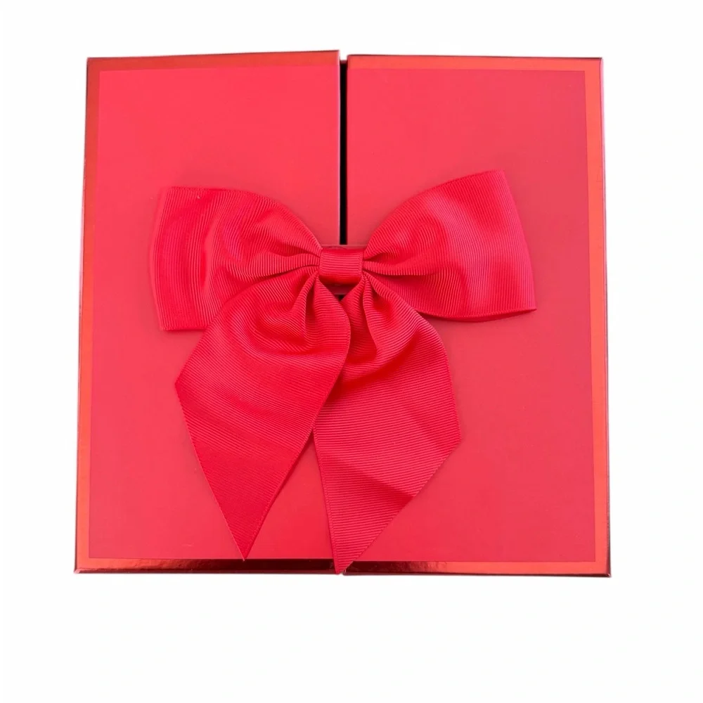 Red‎ Elegant Fancy Gift Box with Bow